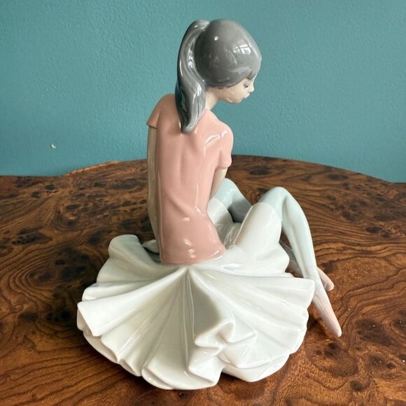 Vintage Lladro Shelly Sitting Ballerina Pink #1357 1978 Porcelain Spain - Picture 5 of 9